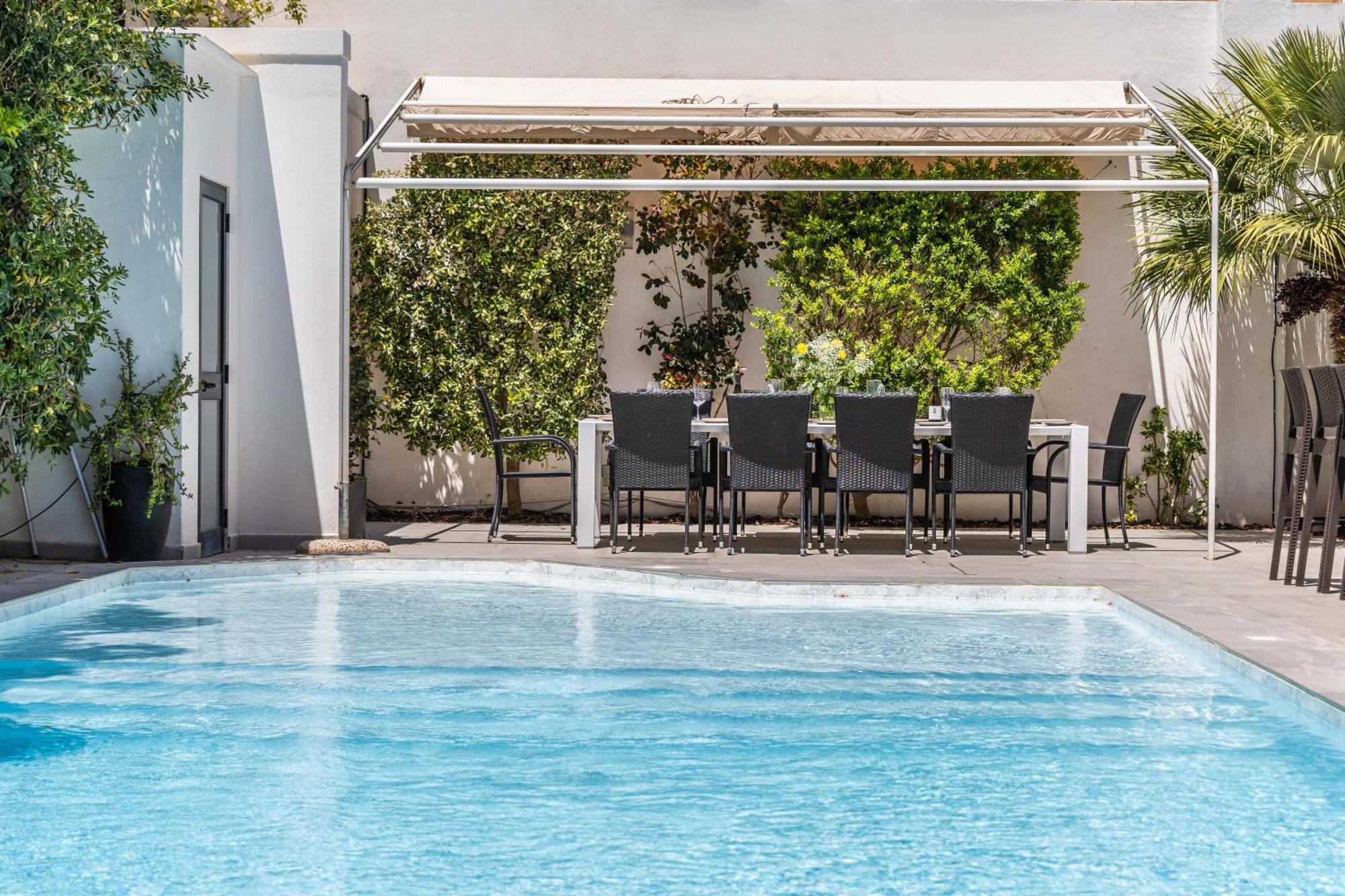Luxurious 5 Bedroom Pool, 3min From St Julian's Villa Is-Swieqi