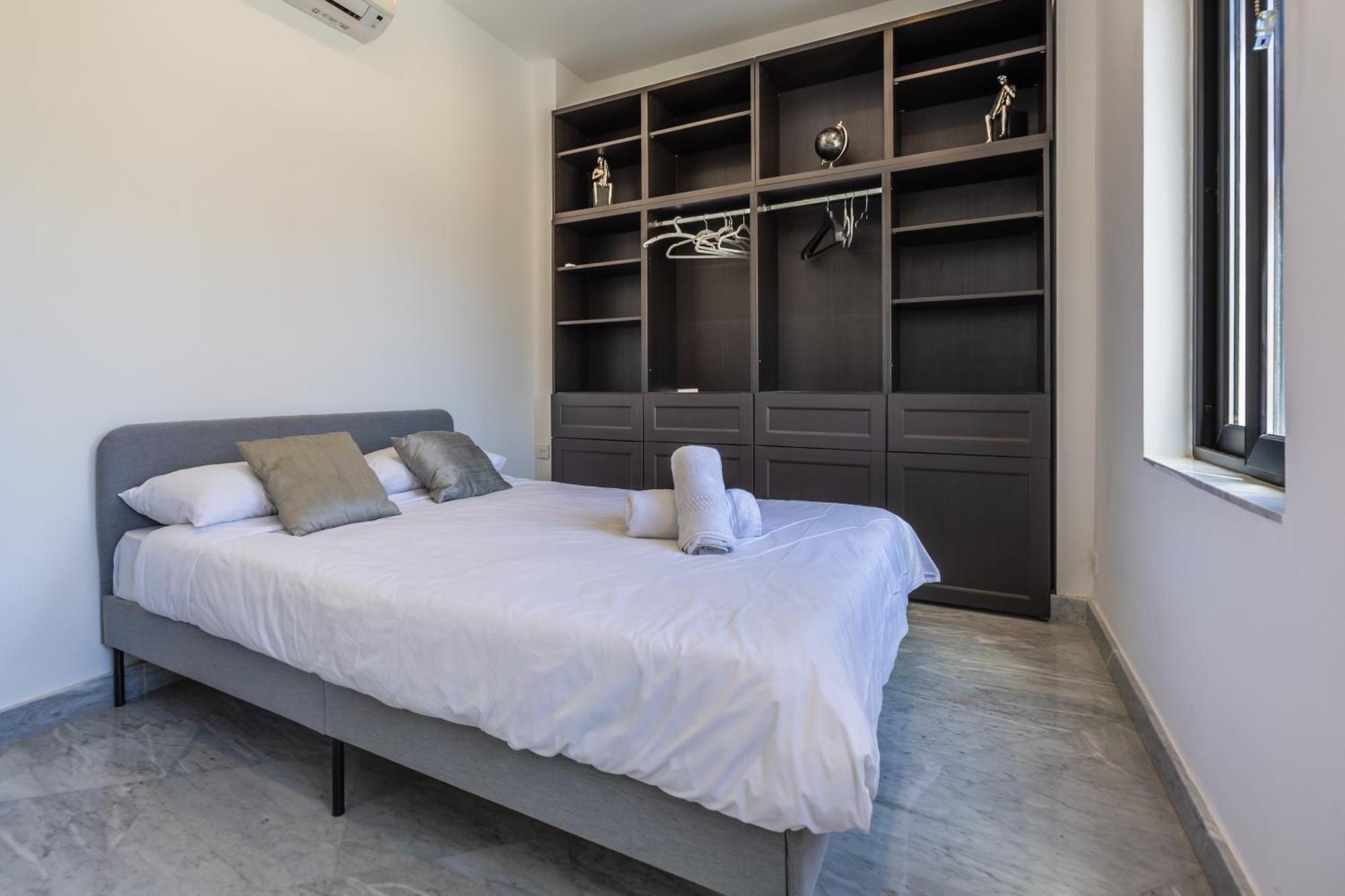 Luxurious 5 Bedroom Pool, 3min From St Julian's Is-Swieqi